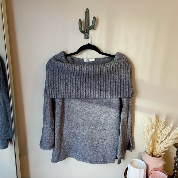 UGG Rhodyn Off The Shoulder Sweater - Picture 7 of 8